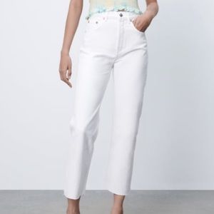 Zara Hi-Rise Straight Leg Jeans Size 2
